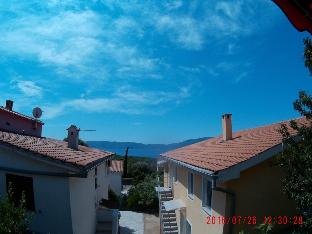 Apartman Luburic Pinezici  Exterior photo